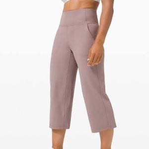 EUC Lululemon align wide leg crop